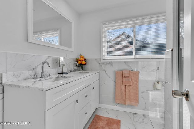 184 County Road 520, Morganville, NJ 07751