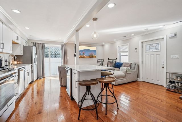 152 Saratoga St, Boston, MA 02128