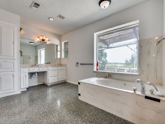 6415 Lake Bluff Drive, Dallas, TX 75249