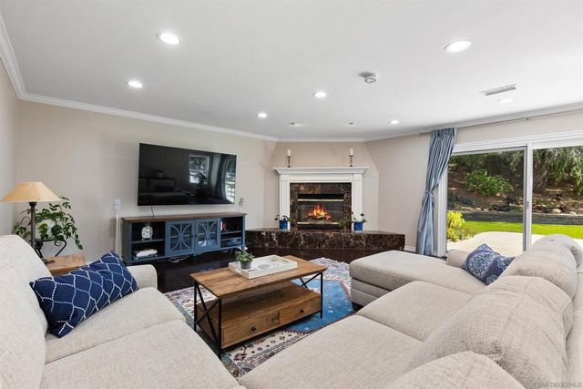 16312 Country Day Rd, Poway, CA 92064