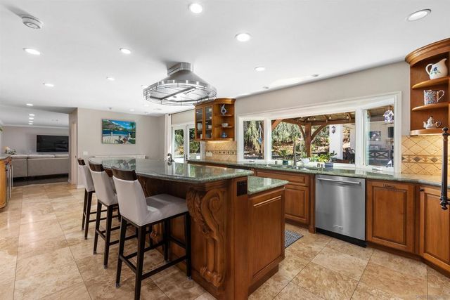 16312 Country Day Rd, Poway, CA 92064