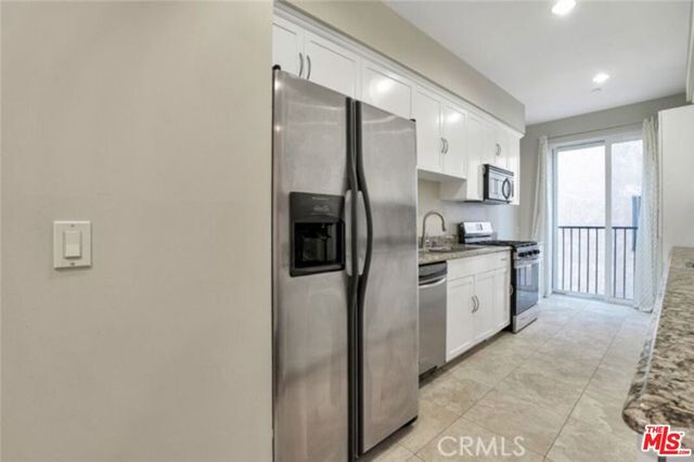 9049 Alcott Street 204, Los Angeles, CA 90035