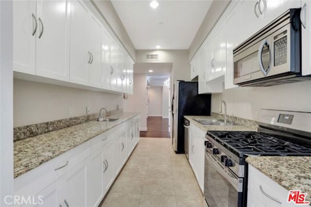 9049 Alcott Street 204, Los Angeles, CA 90035