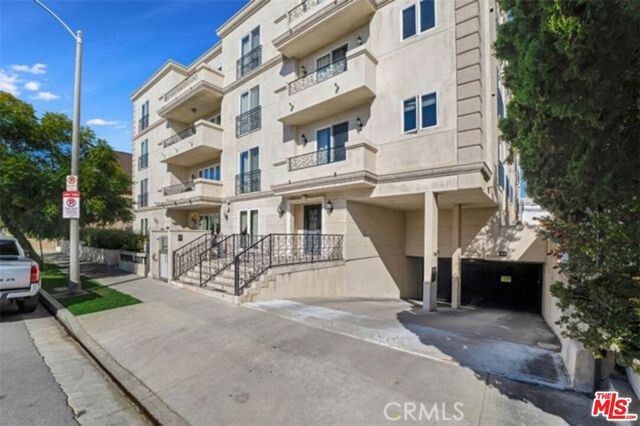 9049 Alcott Street 204, Los Angeles, CA 90035