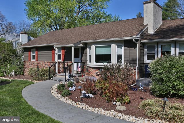158 S SHADY RETREAT RD, Doylestown, PA 18901