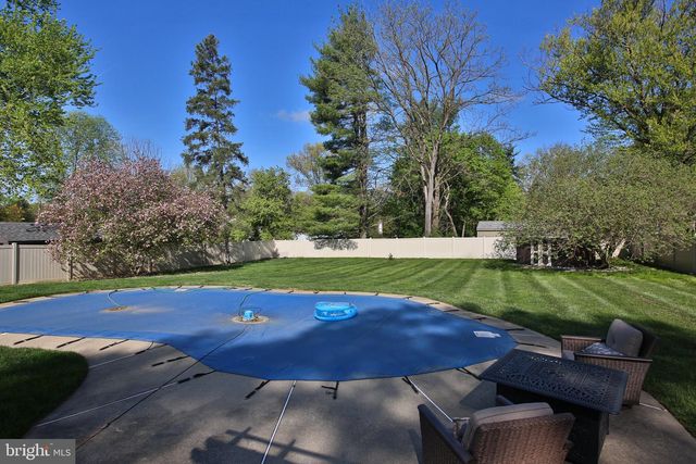 158 S SHADY RETREAT RD, Doylestown, PA 18901
