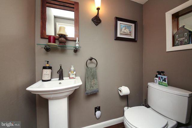 158 S SHADY RETREAT RD, Doylestown, PA 18901