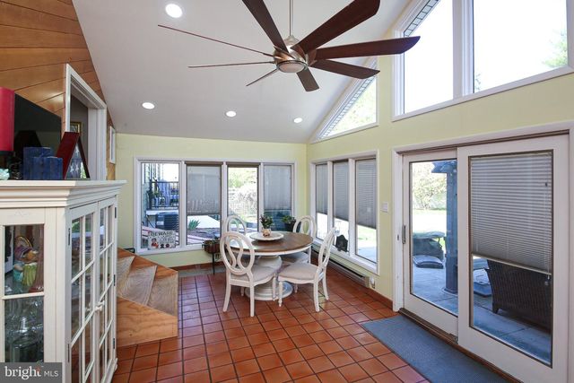 158 S SHADY RETREAT RD, Doylestown, PA 18901