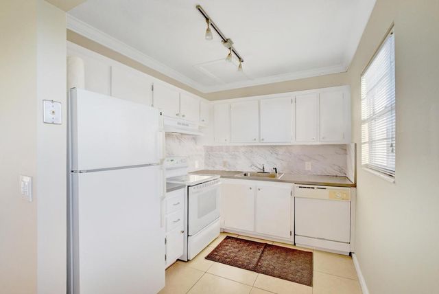 294 Mansfield G, Boca Raton, FL 33434