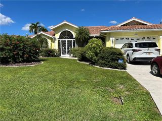 605 SW 51st TER, Cape Coral, FL 33914