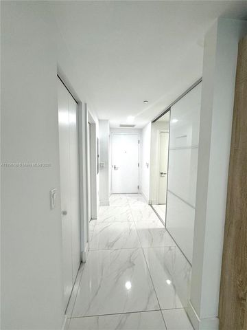16385 Biscayne Blvd 2720, North Miami Beach, FL 33160