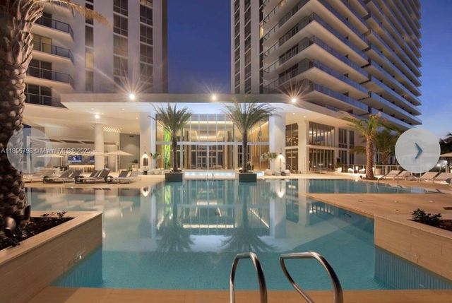 16385 Biscayne Blvd 2720, North Miami Beach, FL 33160