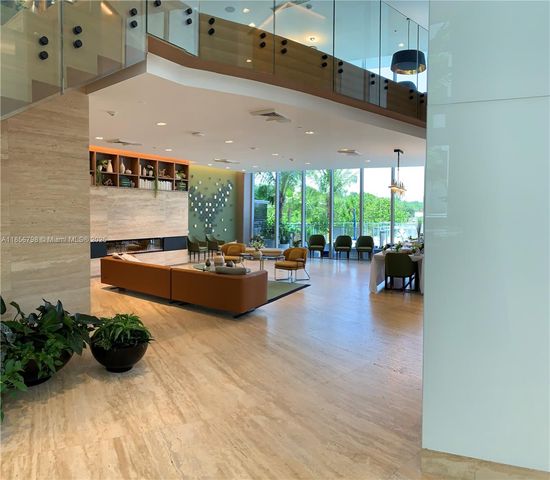 16385 Biscayne Blvd 2720, North Miami Beach, FL 33160
