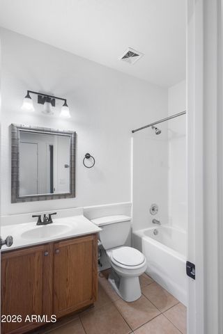 15623 W OCOTILLO Lane, Surprise, AZ 85374