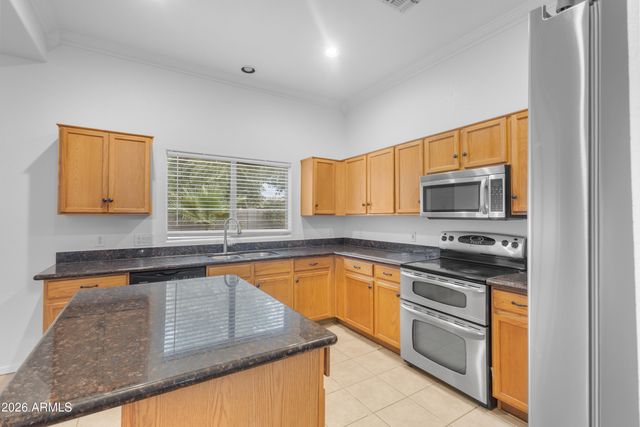 15623 W OCOTILLO Lane, Surprise, AZ 85374