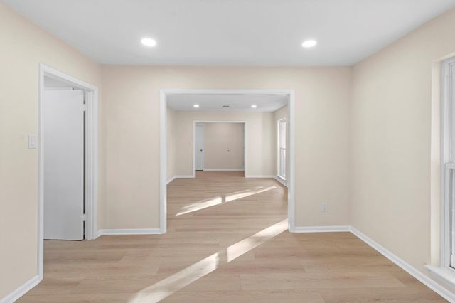 9610 Meadowglen Lane, Houston, TX 77063