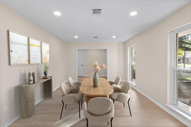 9610 Meadowglen Lane, Houston, TX 77063