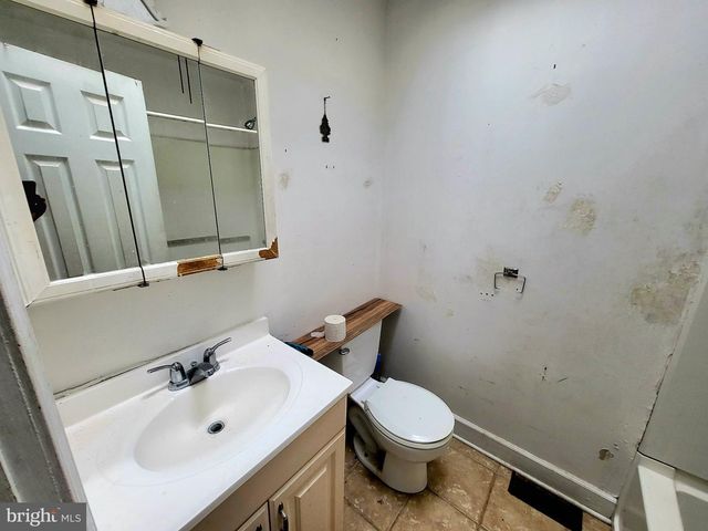 4739 LORING ST, Philadelphia, PA 19136