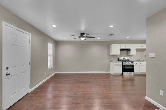 1635 ARBOR PL, San Antonio, TX 78207