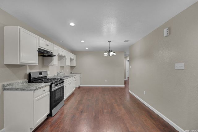 1635 ARBOR PL, San Antonio, TX 78207