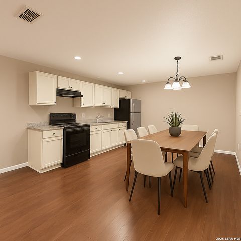 1635 ARBOR PL, San Antonio, TX 78207