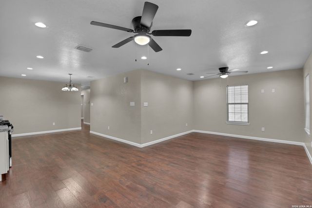 1635 ARBOR PL, San Antonio, TX 78207
