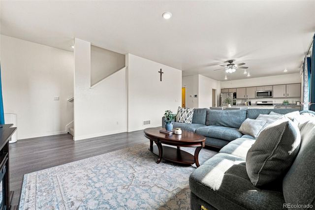 430 Thrush Place, Johnstown, CO 80534