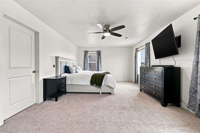 430 Thrush Place, Johnstown, CO 80534