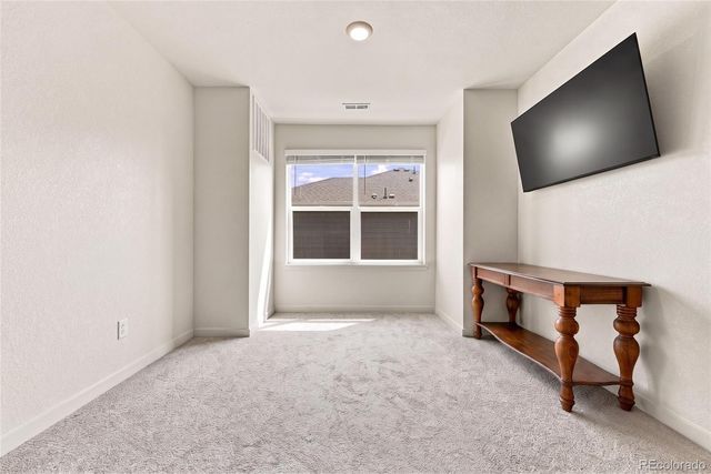 430 Thrush Place, Johnstown, CO 80534