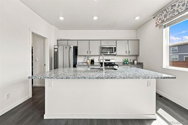 430 Thrush Place, Johnstown, CO 80534