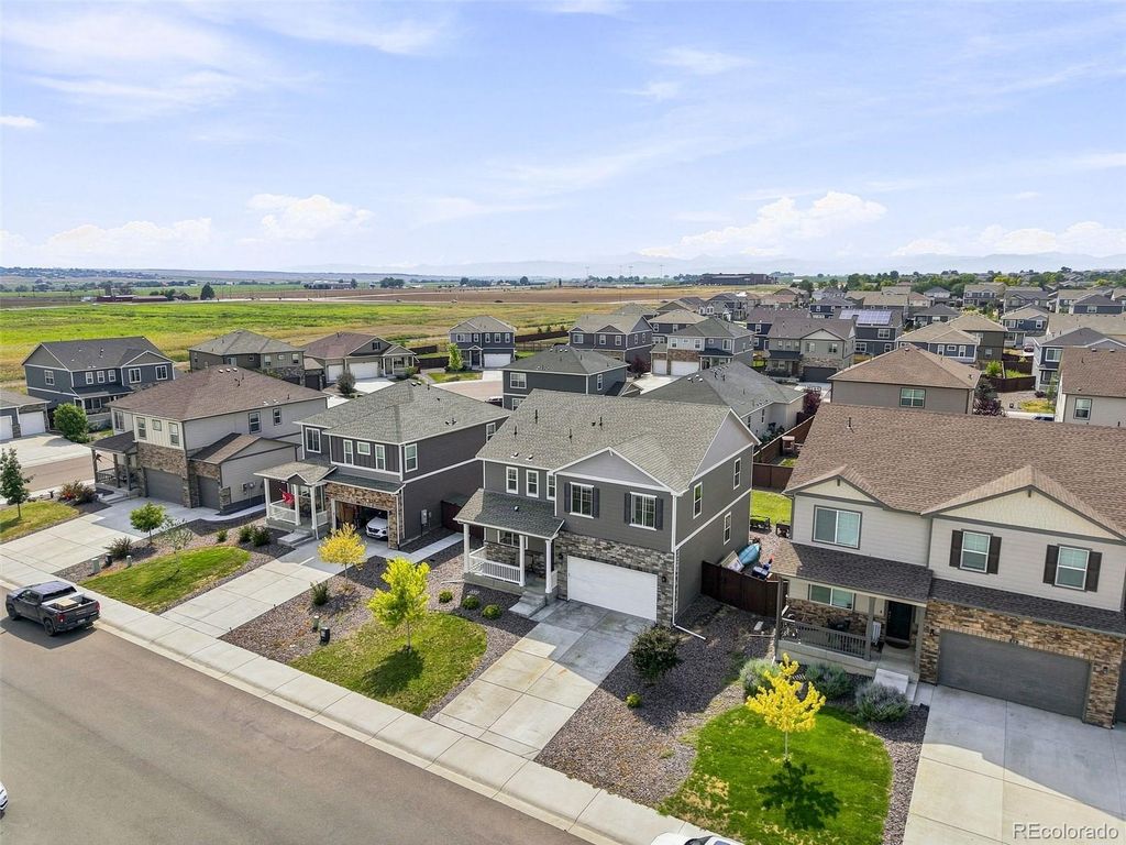 430 Thrush Place, Johnstown, CO 80534