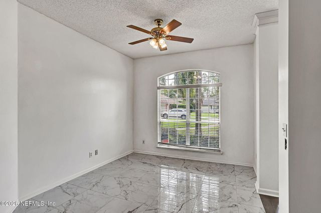 1556 LAKEWAY Drive, Fleming Island, FL 32003