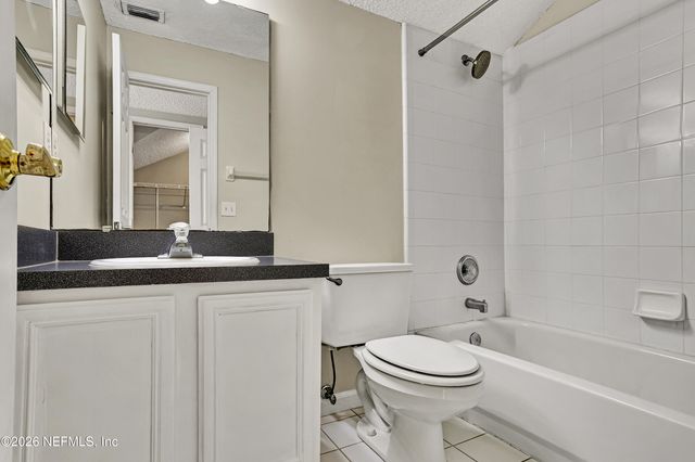 1556 LAKEWAY Drive, Fleming Island, FL 32003