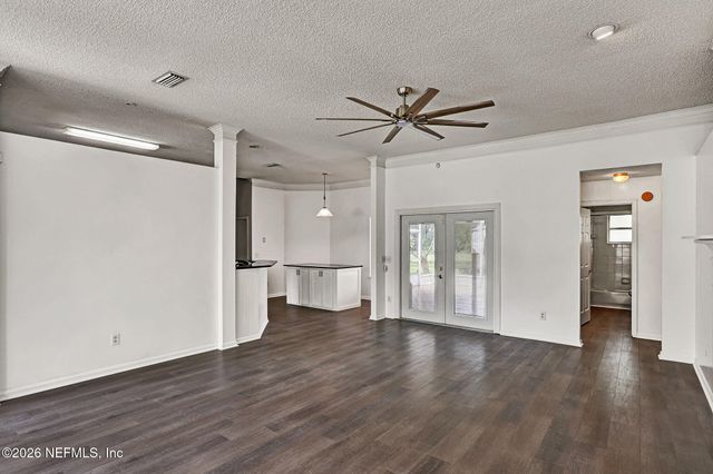 1556 LAKEWAY Drive, Fleming Island, FL 32003