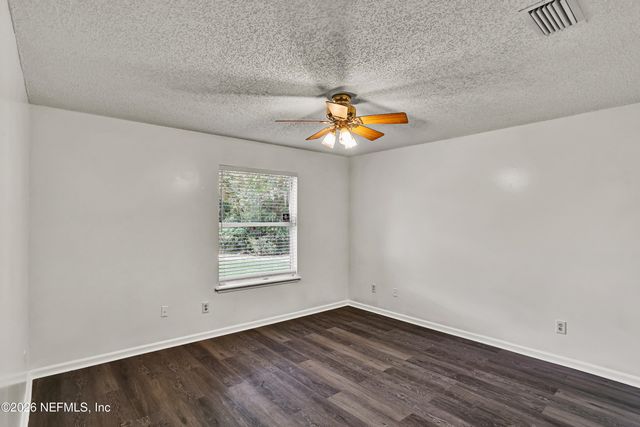 1556 LAKEWAY Drive, Fleming Island, FL 32003