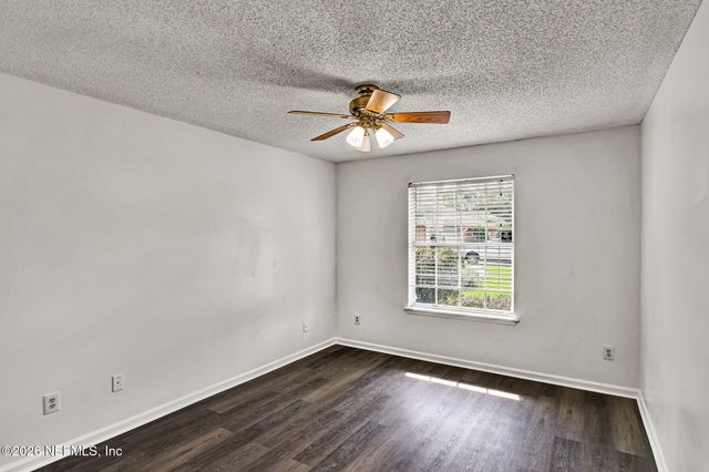 1556 LAKEWAY Drive, Fleming Island, FL 32003
