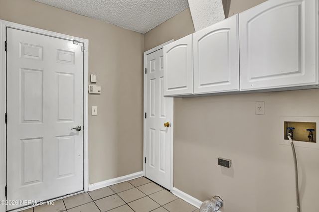 1556 LAKEWAY Drive, Fleming Island, FL 32003