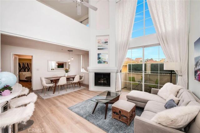 7037 La Tijera E201, Los Angeles, CA 90045