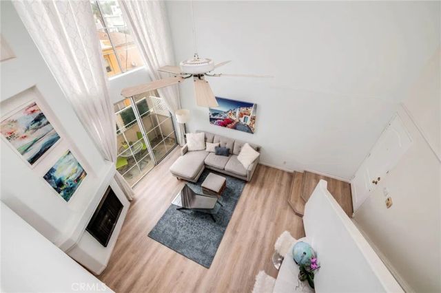 7037 La Tijera E201, Los Angeles, CA 90045
