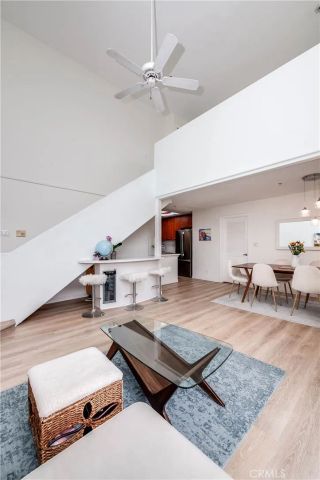 7037 La Tijera E201, Los Angeles, CA 90045