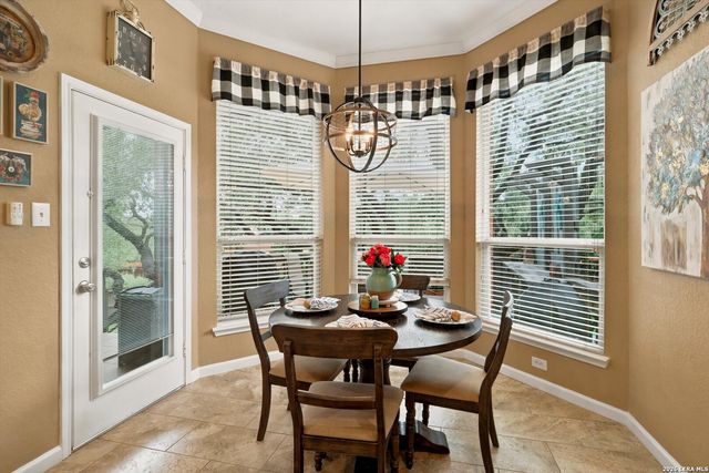 3323 Monarch, San Antonio, TX 78259