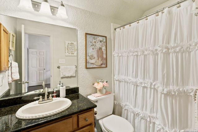 3323 Monarch, San Antonio, TX 78259