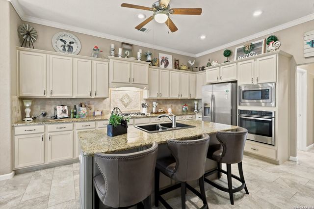 3323 Monarch, San Antonio, TX 78259