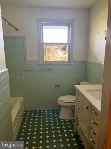 112 STUMP RD, North Wales, PA 19454