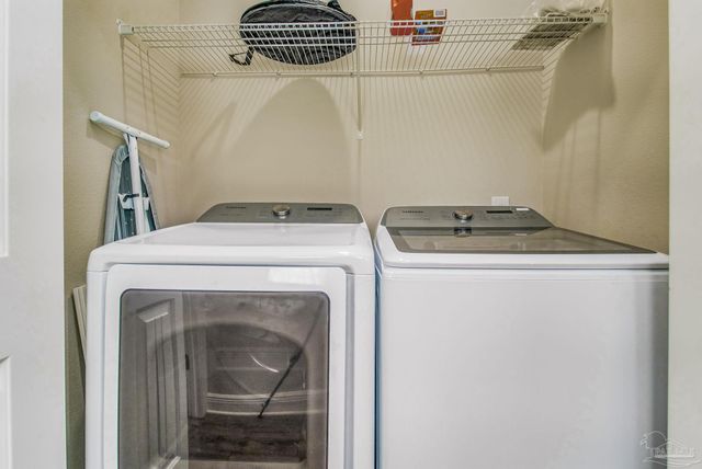 1002 W Main St, Pensacola, FL 32502