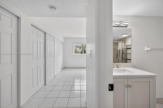 800 SW 104th Ct A-103, Miami, FL 33174