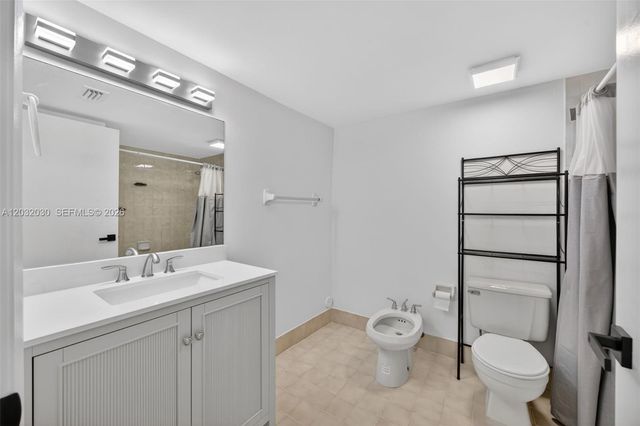 800 SW 104th Ct A-103, Miami, FL 33174