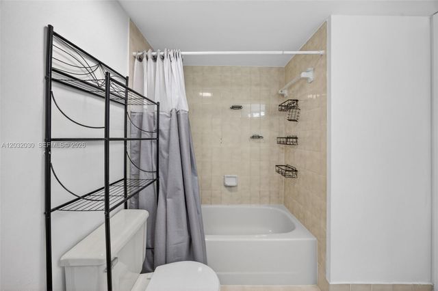 800 SW 104th Ct A-103, Miami, FL 33174