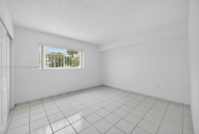 800 SW 104th Ct A-103, Miami, FL 33174
