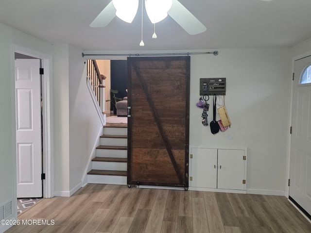 5 Stratton Place, Middletown, NJ 07748